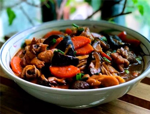 趣味香黄焖鸡米饭